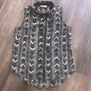 Women’s Olive and Oak Sheer Sleeveless Top Sz S